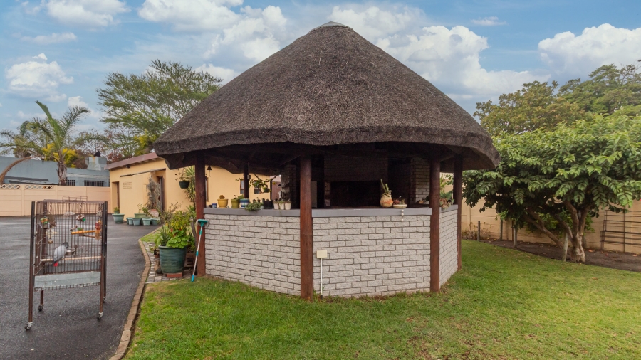 4 Bedroom Property for Sale in De La Haye Western Cape